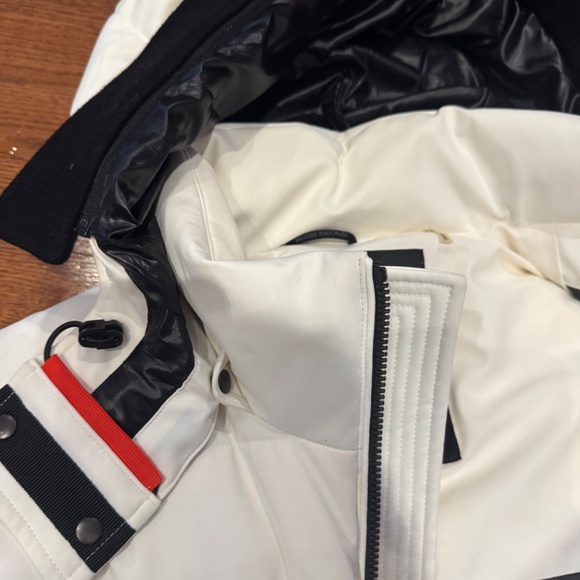 White Moose knuckles vest - Picture 4 of 5